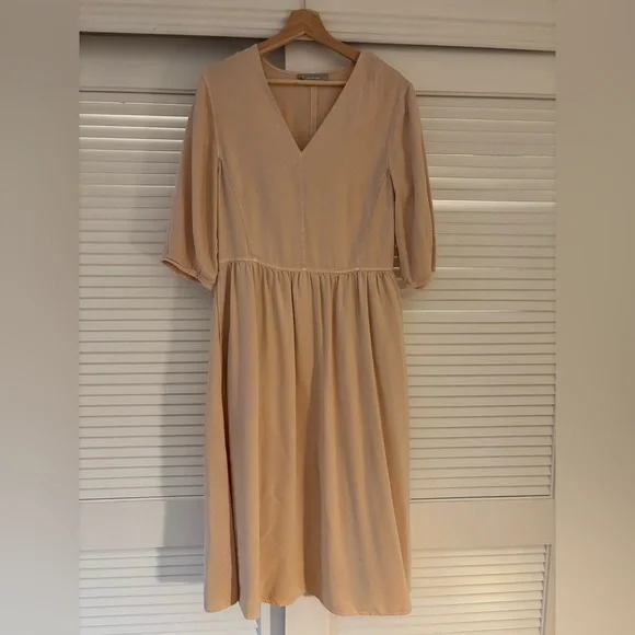 Everlane Cream Midi Dress - Picture 1 of 5